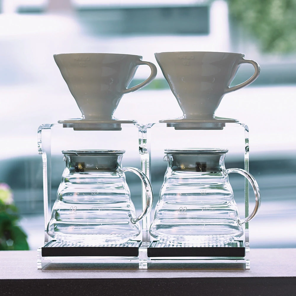 Hario V60 02 White Ceramic Coffee Dripper 4 Hario V60 02 White Ceramic Coffee Dripper - Image 2