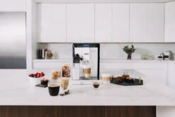 Refurbished DeLonghi Eletta Cappuccino In White ECAM44660W -Gaggia Store ECAM44660W Lifestyles April2019 6