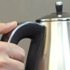 Capresso Pour-Over Kettle -Gaggia Store ErgonomicGrip