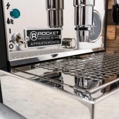 Refurbished Rocket Espresso Appartamento Serie Nera Espresso Machine - White 21 Refurbished Rocket Espresso Appartamento Serie Nera Espresso Machine - White -Gaggia Store IMG 3167 4476131a e7f3 4e62 a614 0472383e7ca5