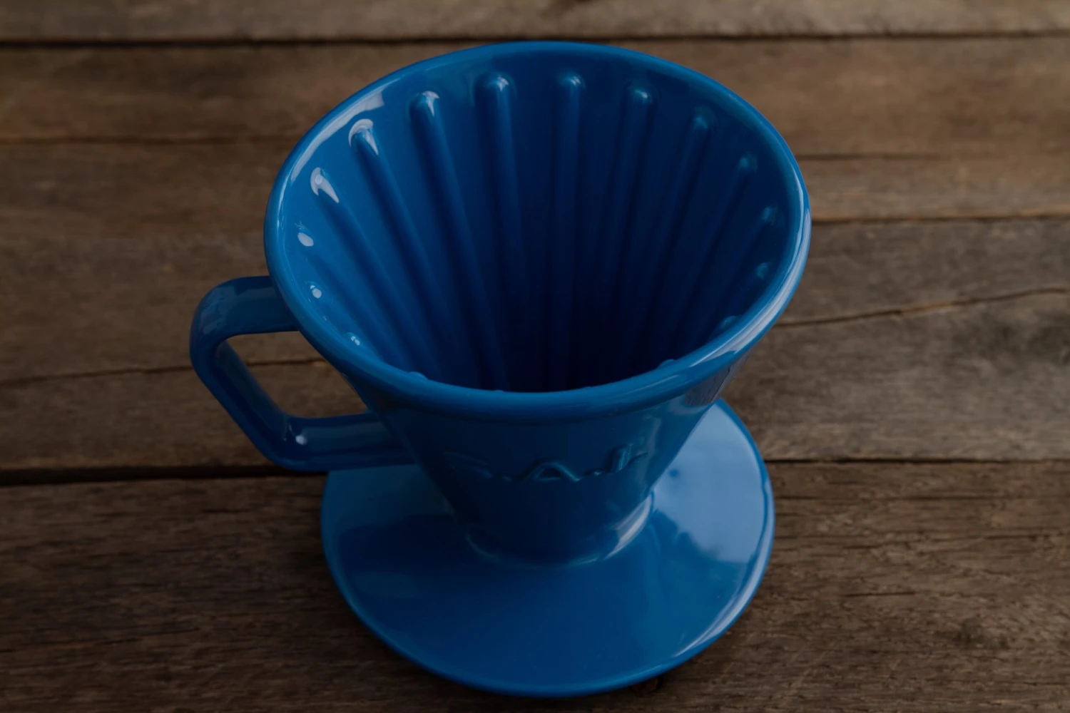 Saint Anthony Industries C70 Ceramic Pourover Brewer - Blue 4 Saint Anthony Industries C70 Ceramic Pourover Brewer - Blue - Image 2