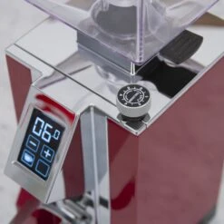 Eureka Mignon Magnifico Coffee Grinder In Amaranth 26 Eureka Mignon Magnifico Coffee Grinder In Amaranth -Gaggia Store IMG 6086