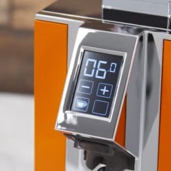 Eureka Mignon Specialita Espresso Grinder In Orange -Gaggia Store IMG 6125 2be003b5 2d2f 4d55 a9d3 948c8b5d1bfa