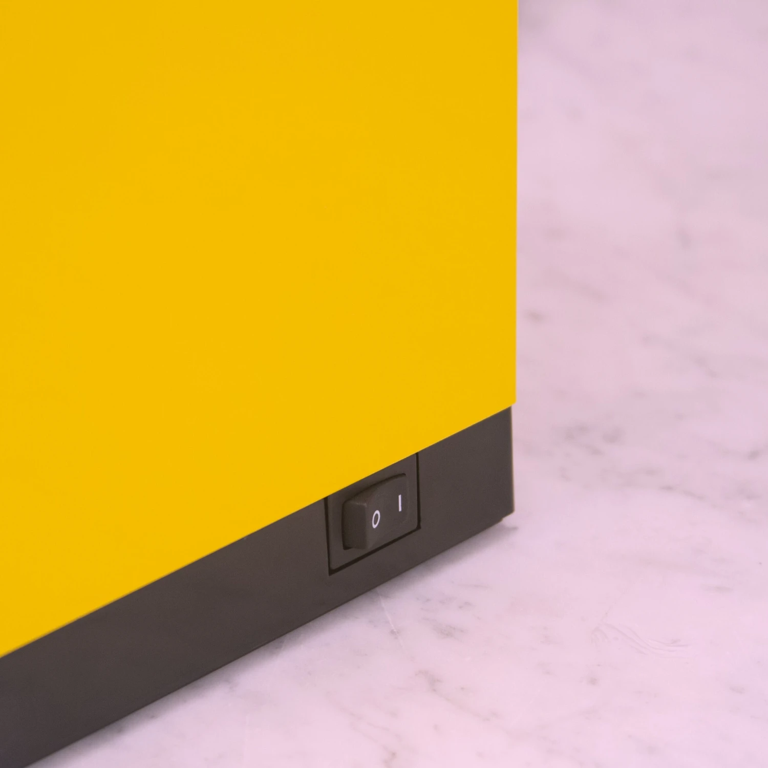 Eureka Mignon Magnifico Coffee Grinder In Yellow 12 Eureka Mignon Magnifico Coffee Grinder In Yellow - Image 10