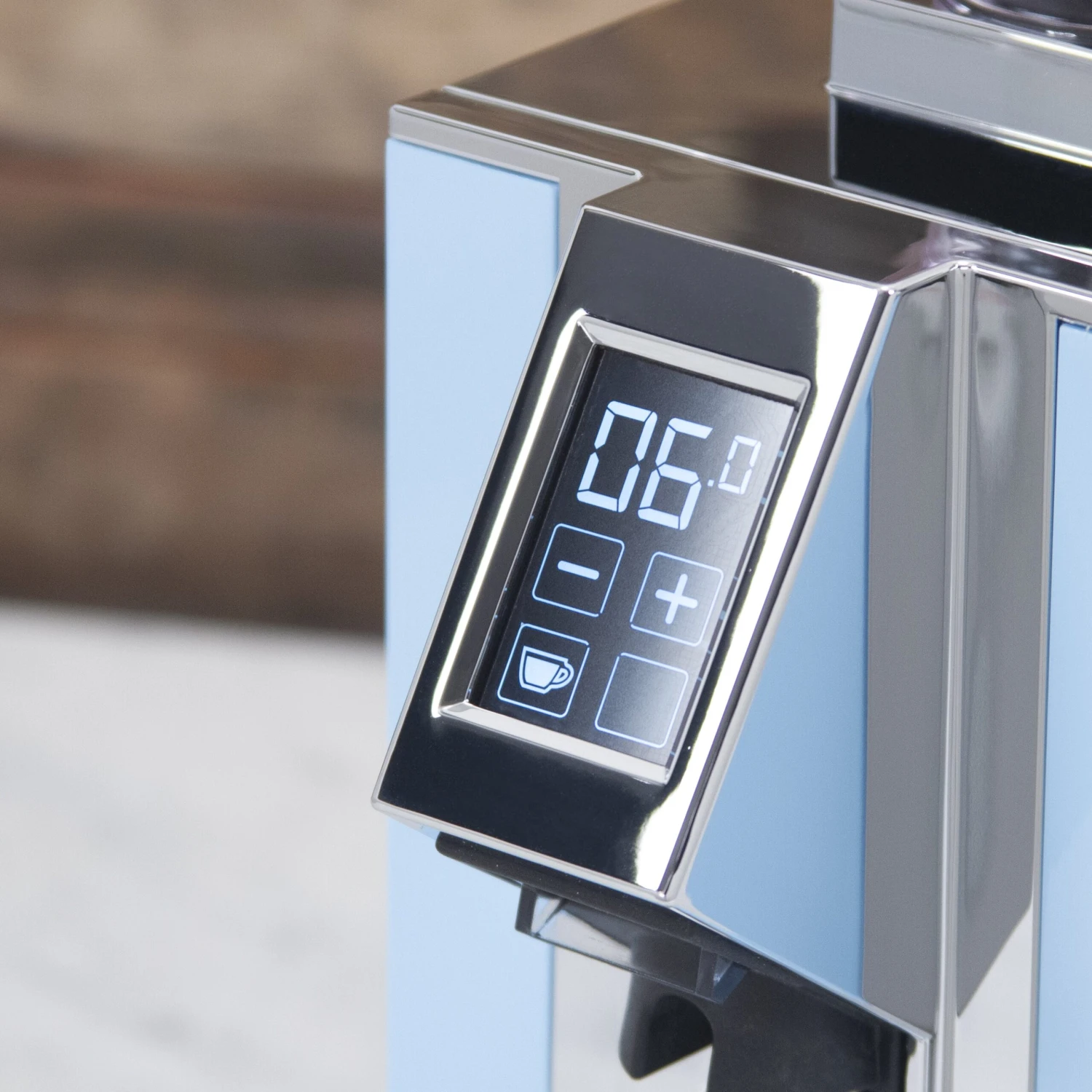 Eureka Mignon Specialita Espresso Grinder In Pale Blue 7 Eureka Mignon Specialita Espresso Grinder In Pale Blue - Image 5