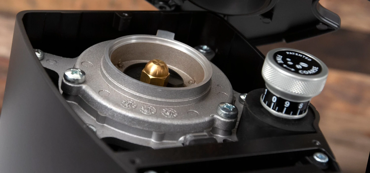 Eureka Atom Espresso Grinder In Red 5 Eureka Atom Espresso Grinder In Red - Image 3