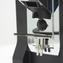 Eureka Oro Mignon XL Espresso Grinder - Red 29 Eureka Oro Mignon XL Espresso Grinder - Red -Gaggia Store IMG 9027 e212d1c4 1097 4103 bb61 848f4697ef11