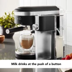 KitchenAid® Automatic Milk Frother Attachment - Brushed Stainless Steel -Gaggia Store KitchenaidMilkFrotherLifestyle dacee7cd 4b3d 4235 adae db05ce1e3b3e