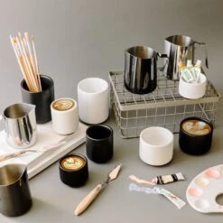 Fellow Eddy Steaming Pitcher 18oz - Graphite -Gaggia Store MontyEddyxLatteArt FullLineUp PSD 2 04a7038d d927 4b3d bafd c35d05309d39