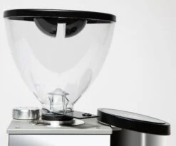 Rocket Espresso Faustino Grinder In Appartamento White 29 Rocket Espresso Faustino Grinder In Appartamento White -Gaggia Store REFAUSTINOCOP 0644 G ac4b55f2 ecda 4b77 a936 66fbd0c157ec