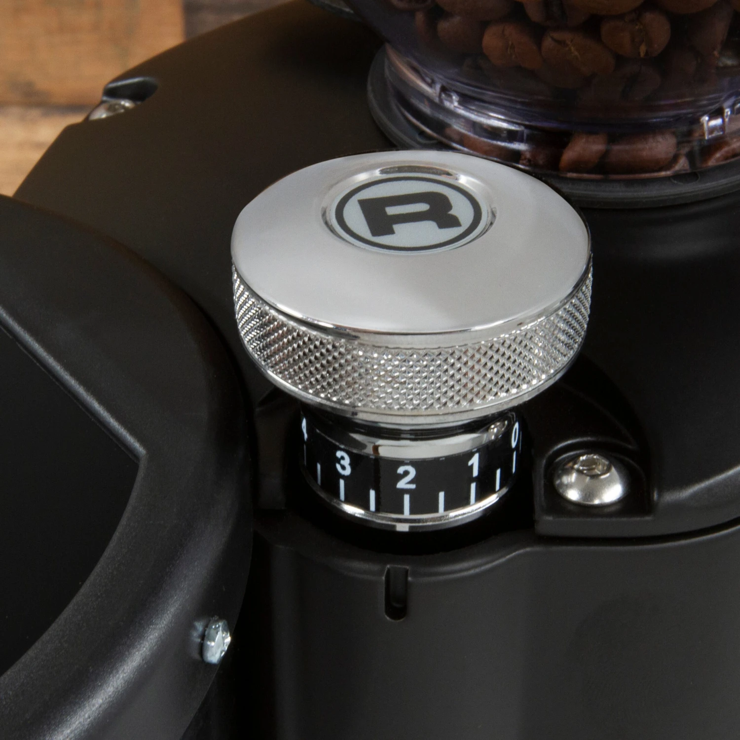 Rocket Espresso Super FAUSTO Grinder In Black 8 Rocket Espresso Super FAUSTO Grinder In Black - Image 6