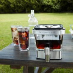 KitchenAid® Cold Brew Coffee Maker - 19 Cup -Gaggia Store kitchenaidcoldbrewmakerlifestyle11