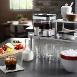 KitchenAid® Cold Brew Coffee Maker - 14 Cup -Gaggia Store kitchenaidcoldbrewmakerlifestyle6 a32651b1 dc98 48be b8ec 977785ff029c